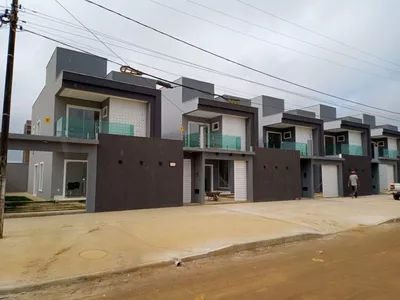 Casa duplex 3 suítes sendo 1 com closet e outra com varanda + vaga de garagem para 4 carros com 1 - Foto 57