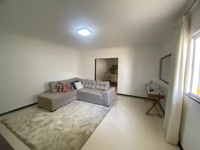 Apartamento térreo à venda, com 4 quartos sendo 2 suítes, com excelente acabamento, garagem para - Foto 3