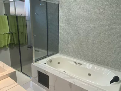 Linda Casa de 4 quartos sendo 3 suítes mais dependência completa e 4 vagas de garagem no Alphavill - Foto 27