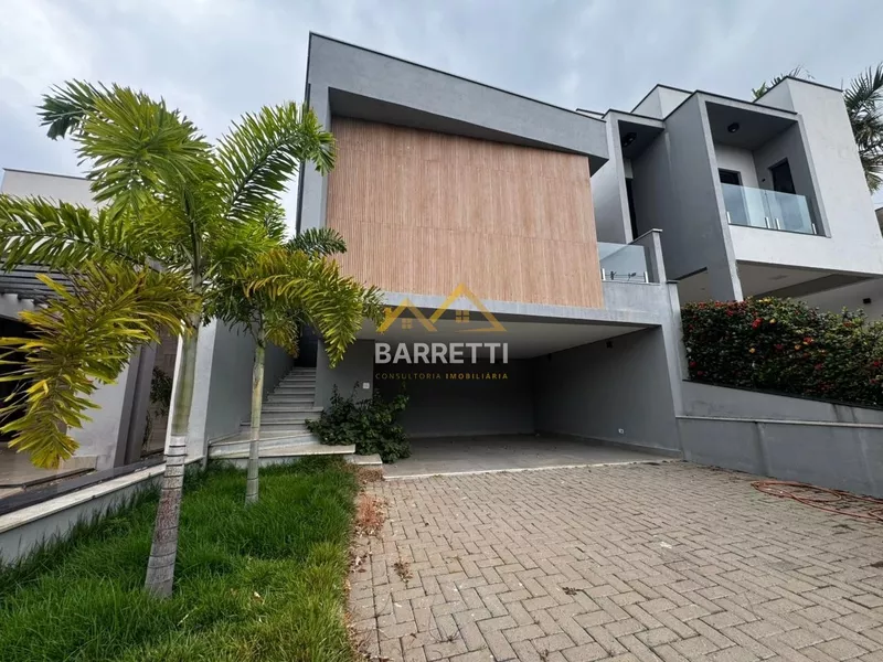 Casa de condomínio à venda com 131 m², 3 quartos, sendo 1 suíte com closet, piscina e 4 vagas de garagem - Foto Principal