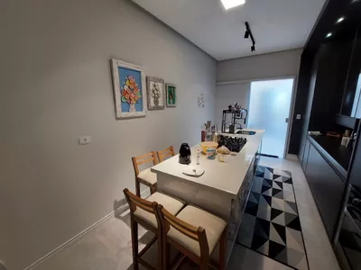 Casa de 4 suítes + dependência , cozinha e quartos planejados, piscina aquecida, energia solar ? - Foto 2
