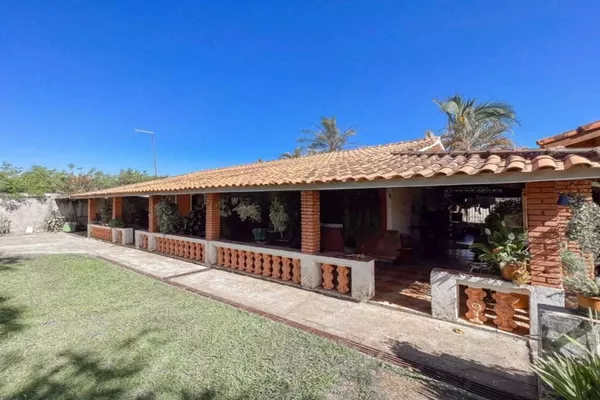 Chácara a venda em Zona Rural com 2.100 m², 3 suites - Foto 4