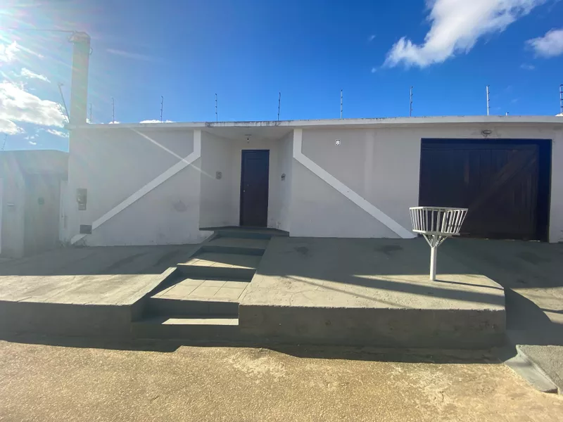 Excelente Casa de 3 quartos sendo 2 suítes e garagem para 4 carros à Venda, santa Cecília , Vitó - Foto Principal