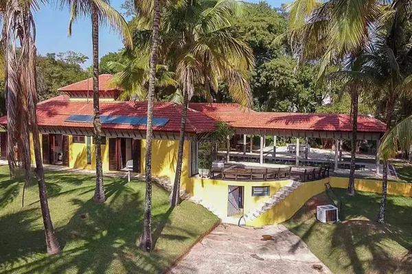 Casa à venda no condomínio Vila Romana, com 357m², 4 suítes e paisagismo completo - Foto 3