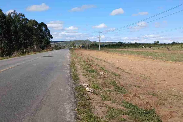 Lote à Venda com área 8 mil metros quadrados na Rodovia Barra do Choça, Estiva , Vitória da Con - Foto 1