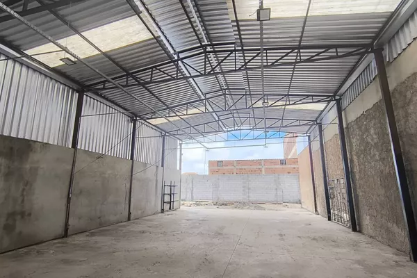 Galpão de 180m2 a venda, construído em terreno de esquina de 600mts, localizado no Bairro Jurema, - Foto 4