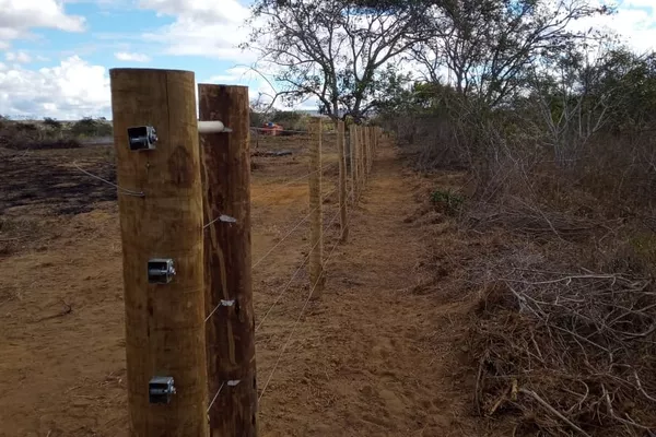 VENDO OU TROCO Sítio de 20 mil m² dentro de cond. fechado já com cerca, no Terra Estância das Ro - Foto 6