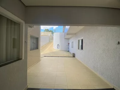 Apartamento térreo à venda, com 4 quartos sendo 2 suítes, com excelente acabamento, garagem para - Foto 2