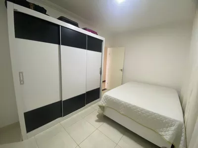 Apartamento térreo à venda, com 4 quartos sendo 2 suítes, com excelente acabamento, garagem para - Foto 19