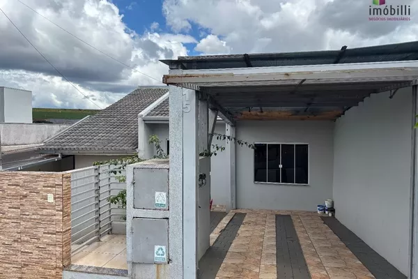 Casa com 03 quartos,  Fraron, Pato Branco - Foto 2