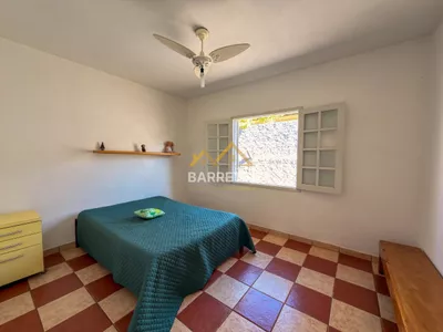 Chácara à venda no bairro Dois Córregos com 347m², 4 quartos sendo 1 suíte, área gourmet e piscina - Foto 12